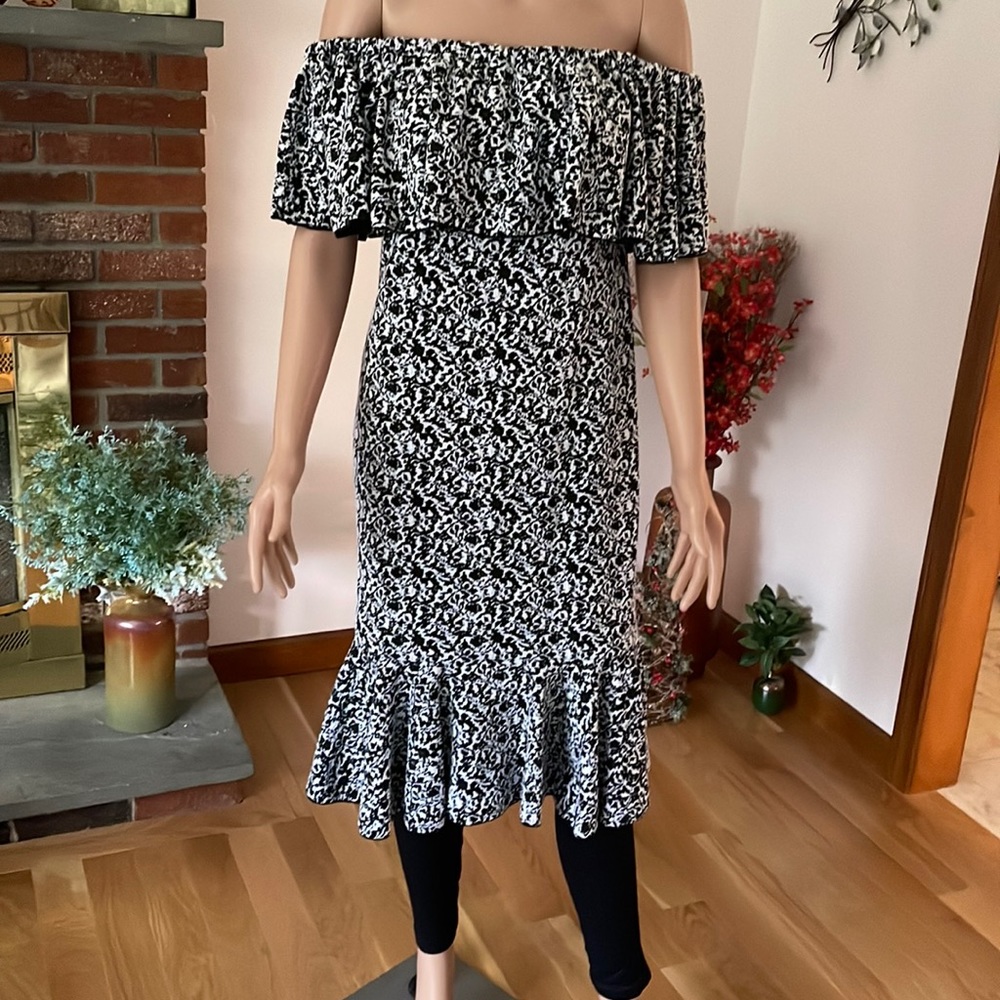 Cici dress size S VERY VERSATILE